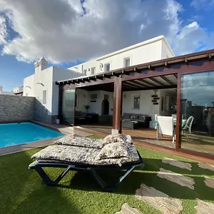  Habitación en casa particular Laura 31 Playa Blanca (adults Only)