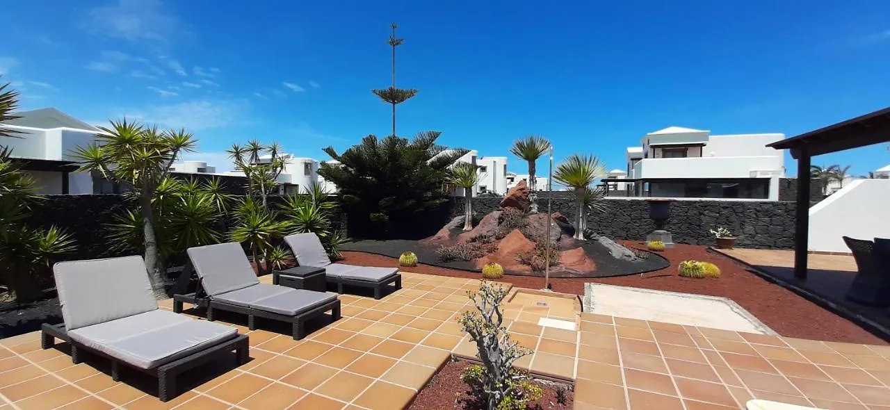 Villa Adais Playa Blanca  0*, Playa Blanca (Lanzarote)